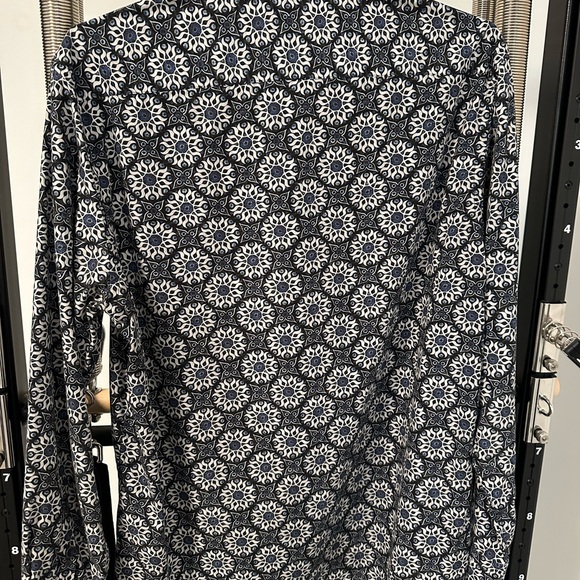 Poggianti Dress Shirt Size 42/16 1/2 - Picture 2 of 3